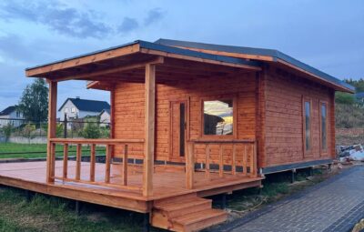 Баня 6х6 из 90го бруса с террасой