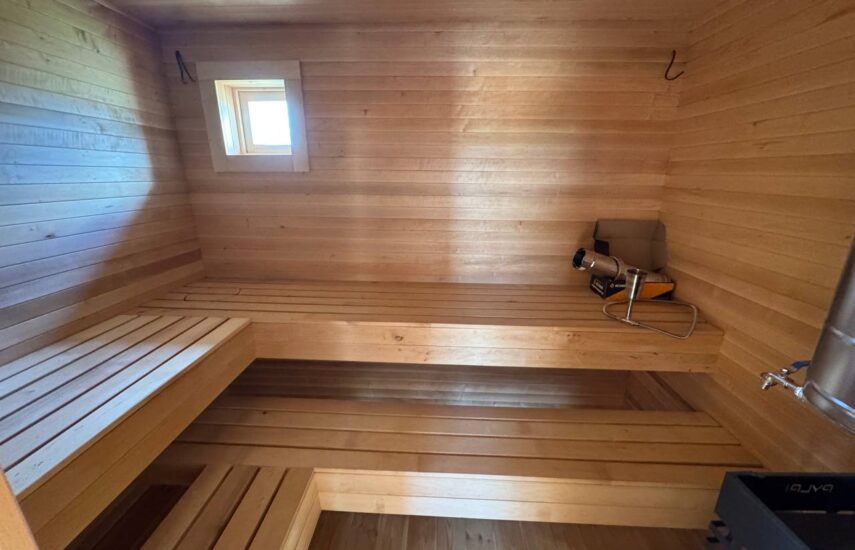 Баня 6х6 из 90го бруса с террасой